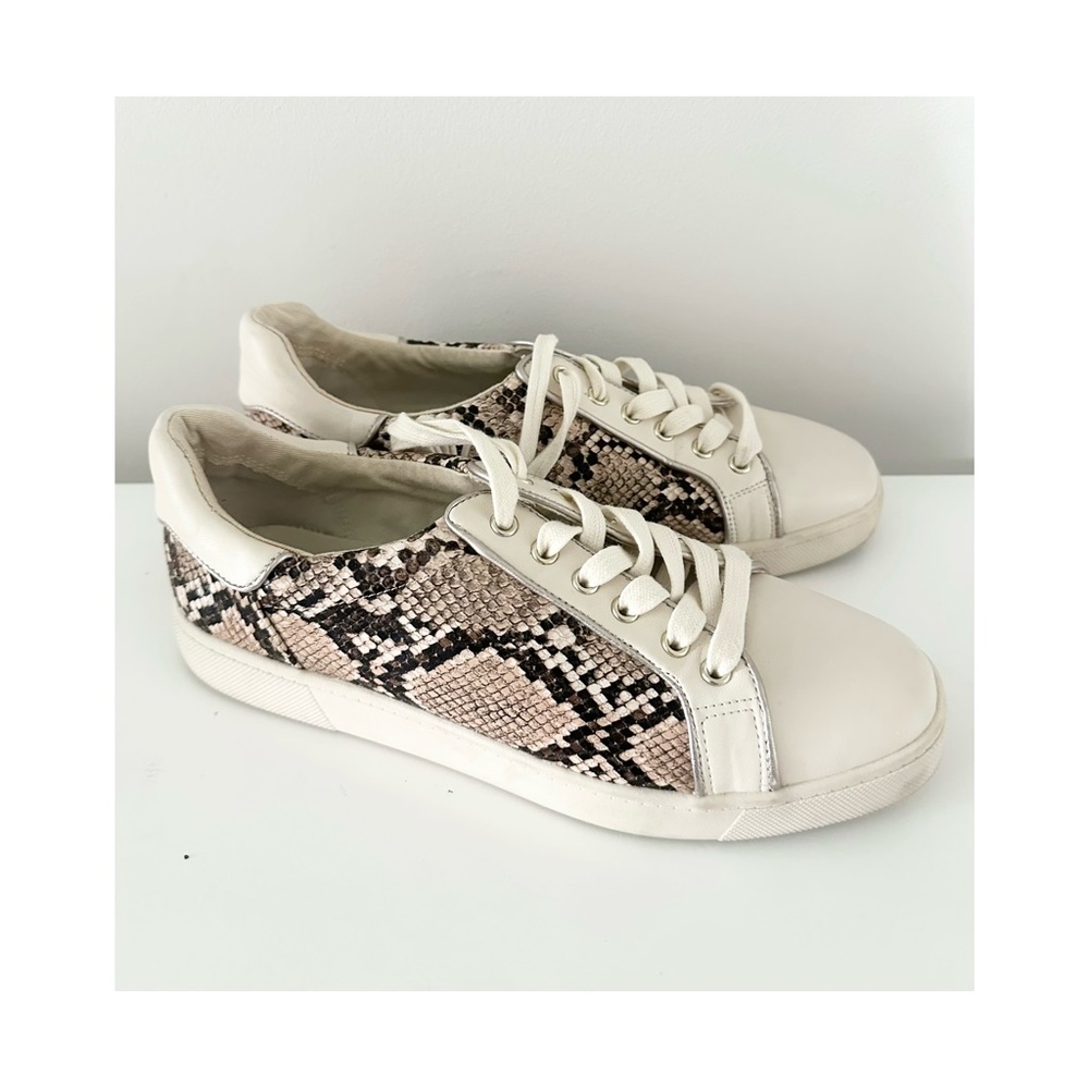 Sam Edelman Cream and Tan Snake Print Sneakers